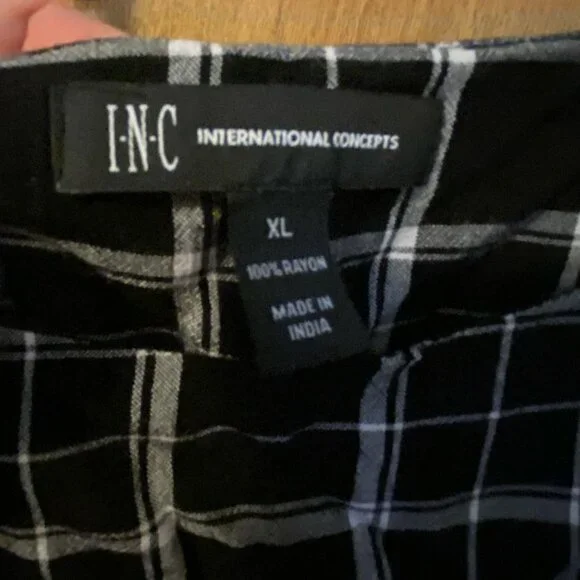 Top - Picture 2 of 3